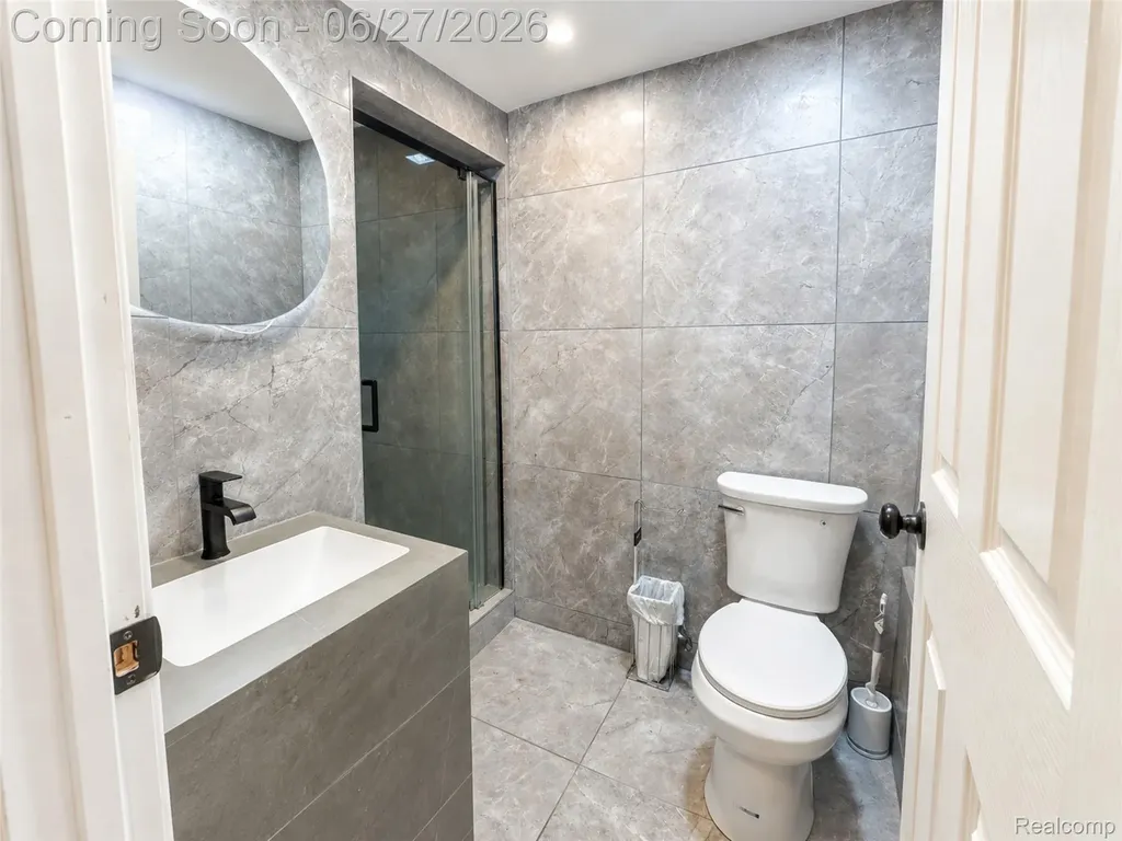 1261 Military Street Detroit City MI 48209