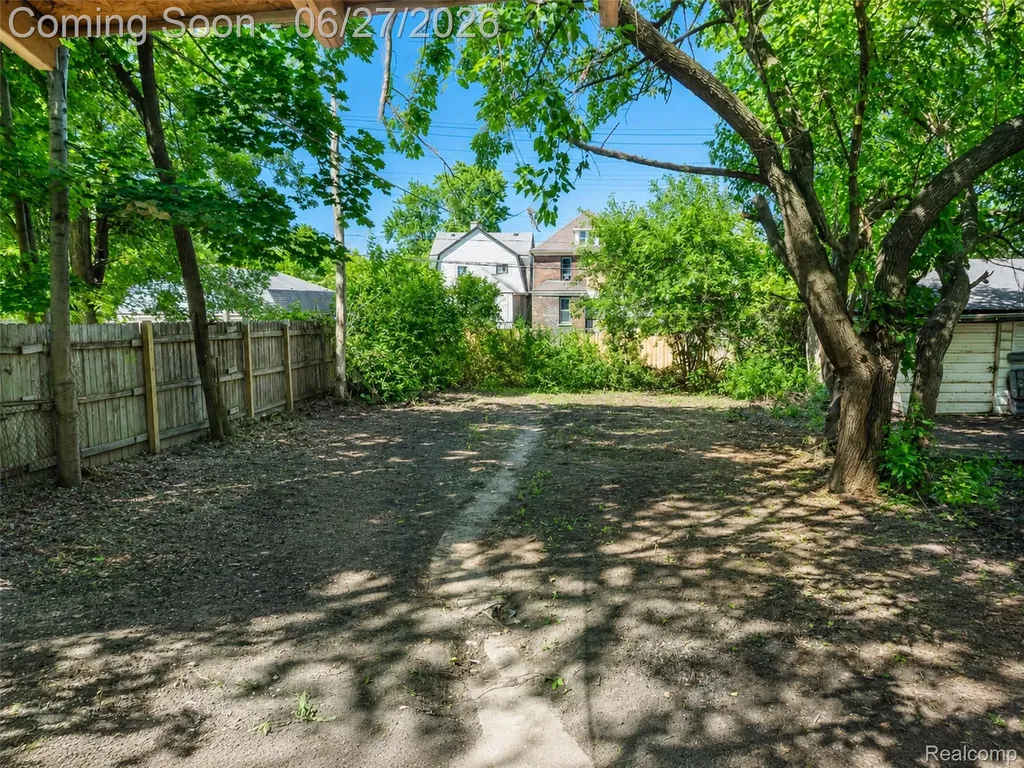1261 Military Street Detroit City MI 48209