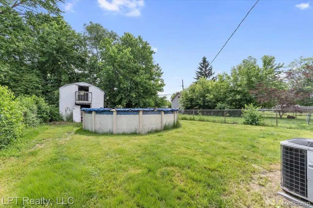 14333 Banner Street Taylor City MI 48180