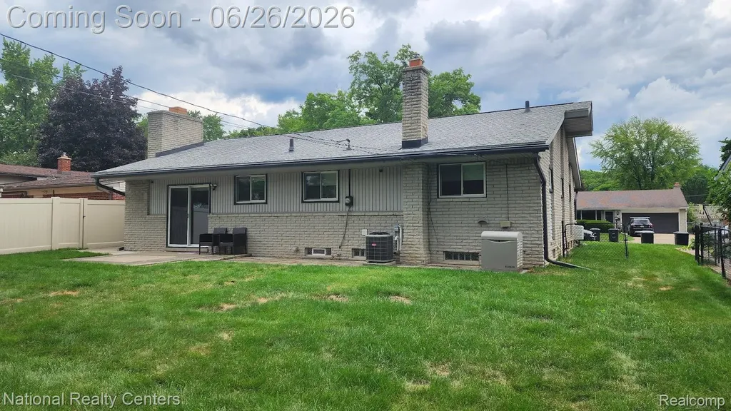 14585 Park Street Livonia City MI 48154