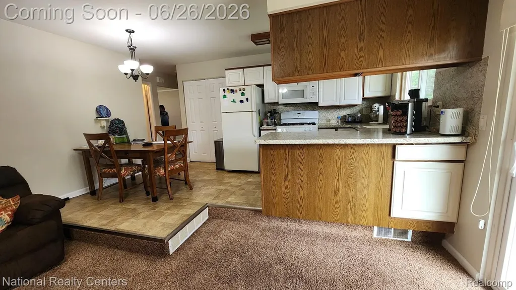 14585 Park Street Livonia City MI 48154