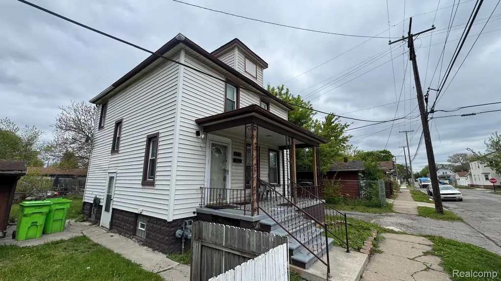 194 Genessee Street River Rouge City MI 48218
