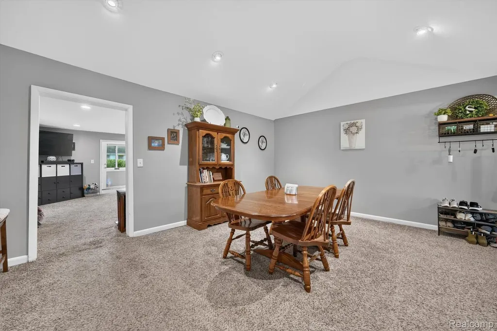 9110 Grove Drive Northfield Township MI 48189
