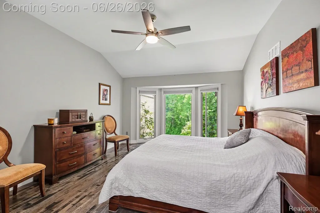 2202 Elm Circle Shelby Charter Township MI 48316