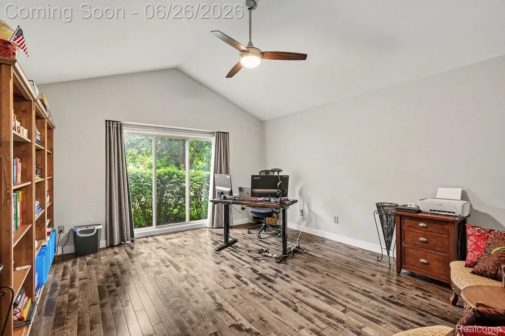 2202 Elm Circle Shelby Charter Township MI 48316