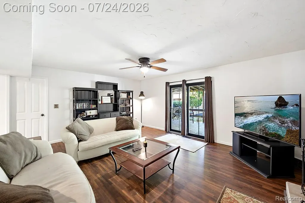 3067 Avalon Road Rochester Hills City MI 48309
