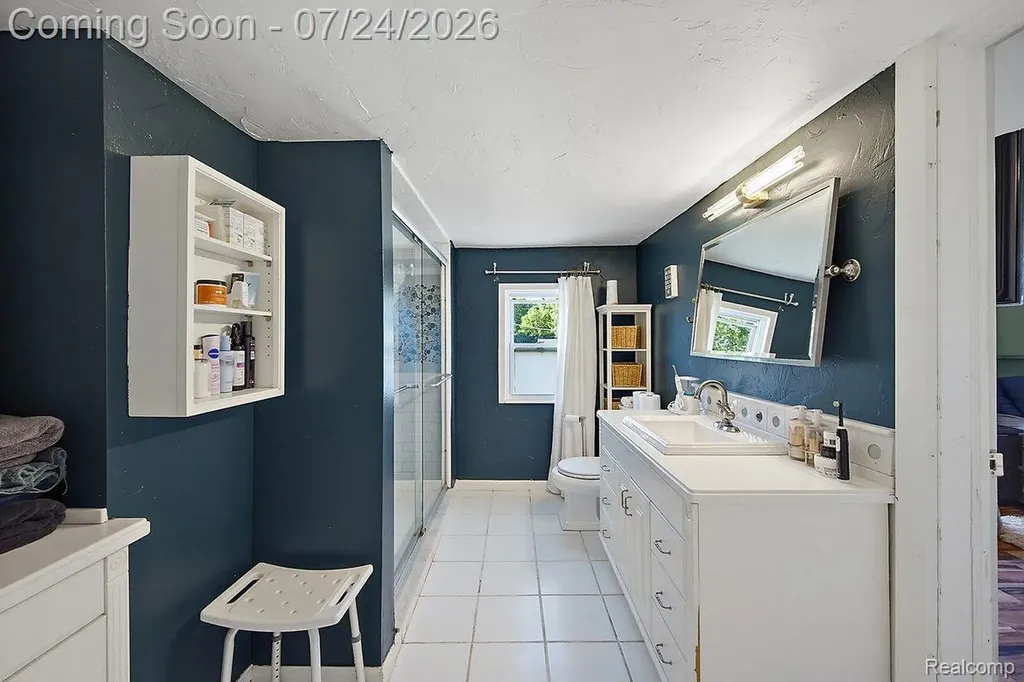 3067 Avalon Road Rochester Hills City MI 48309