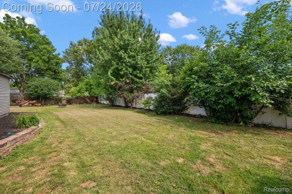 3067 Avalon Road Rochester Hills City MI 48309