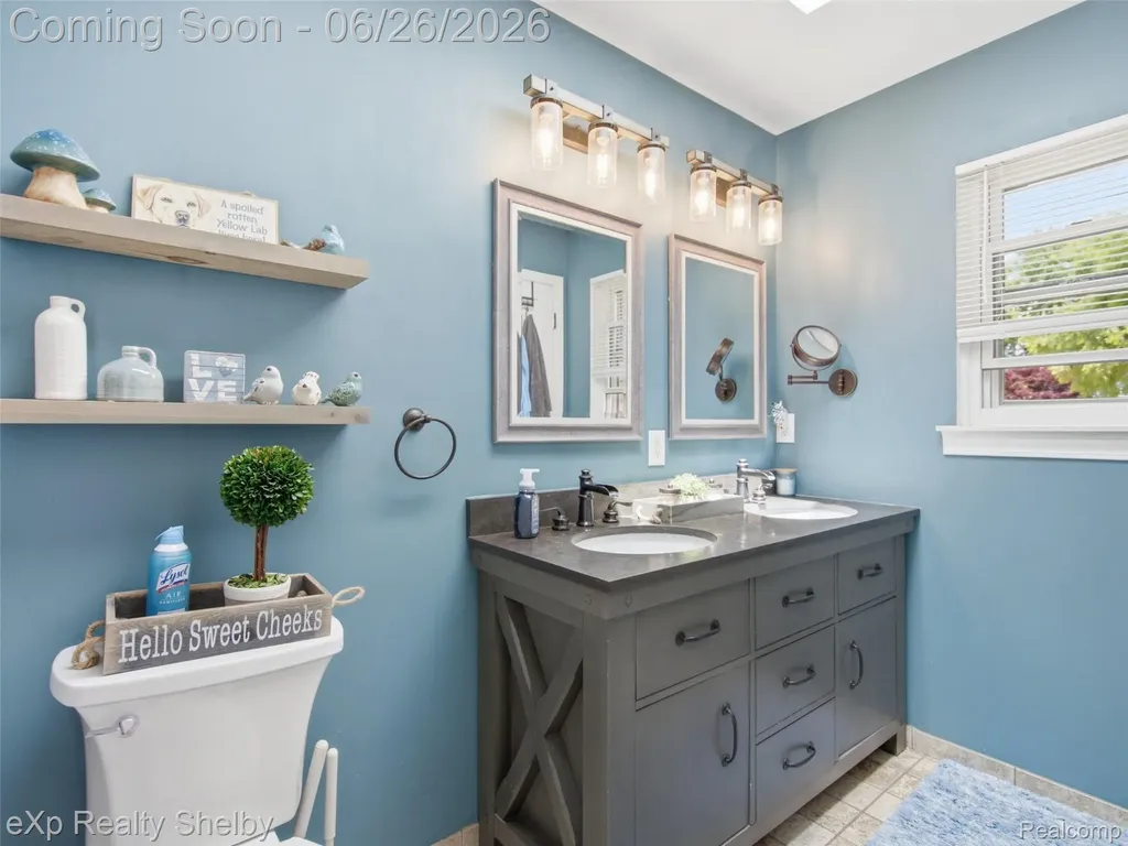 47621 Valley Forge Drive Macomb Township MI 48044