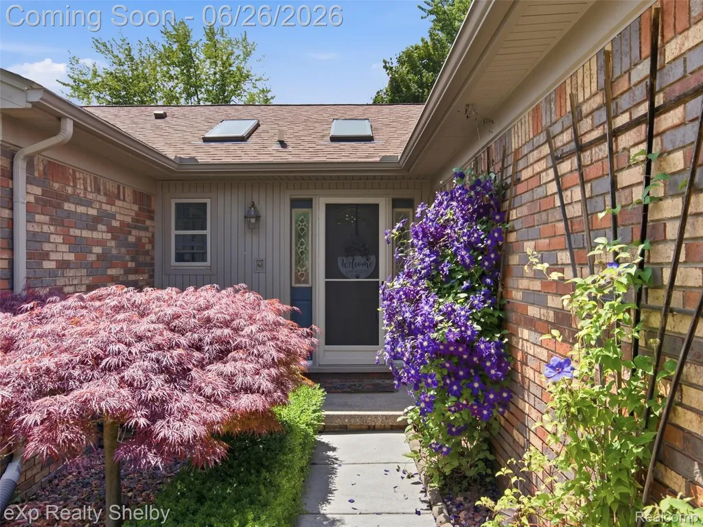 47621 Valley Forge Drive Macomb Township MI 48044