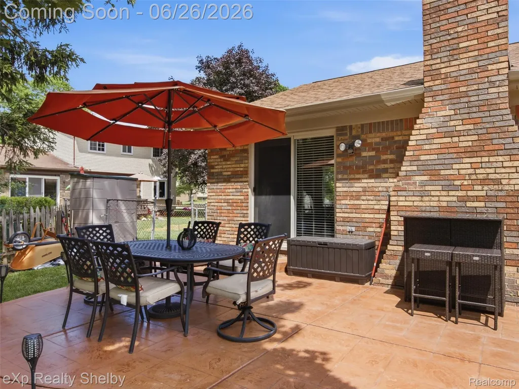 47621 Valley Forge Drive Macomb Township MI 48044