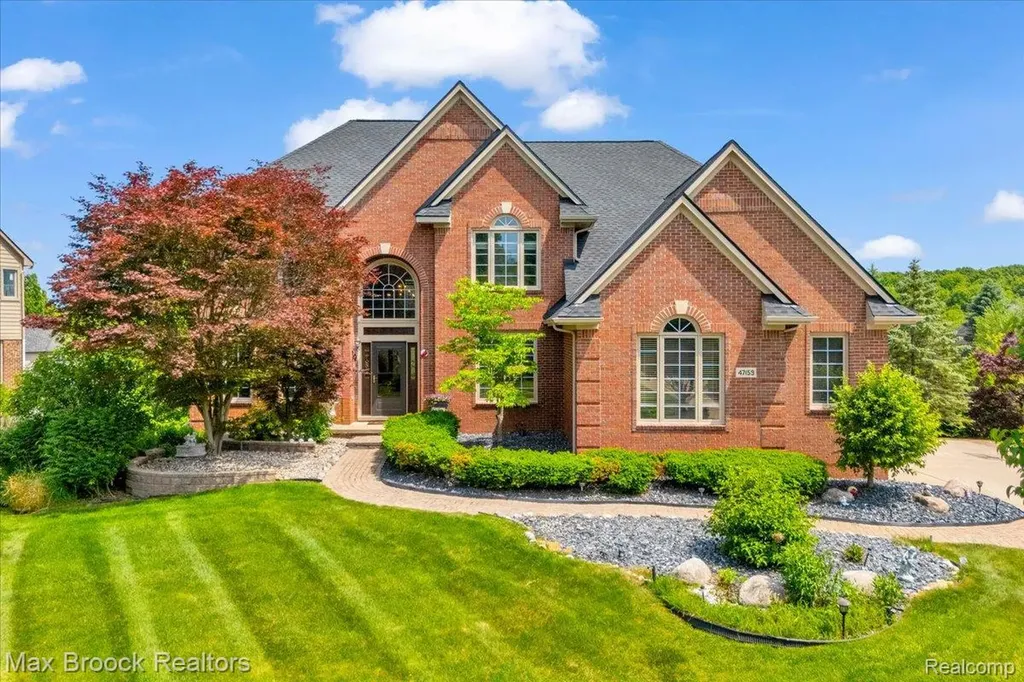 47159 Northumberland Street Novi City MI 48374