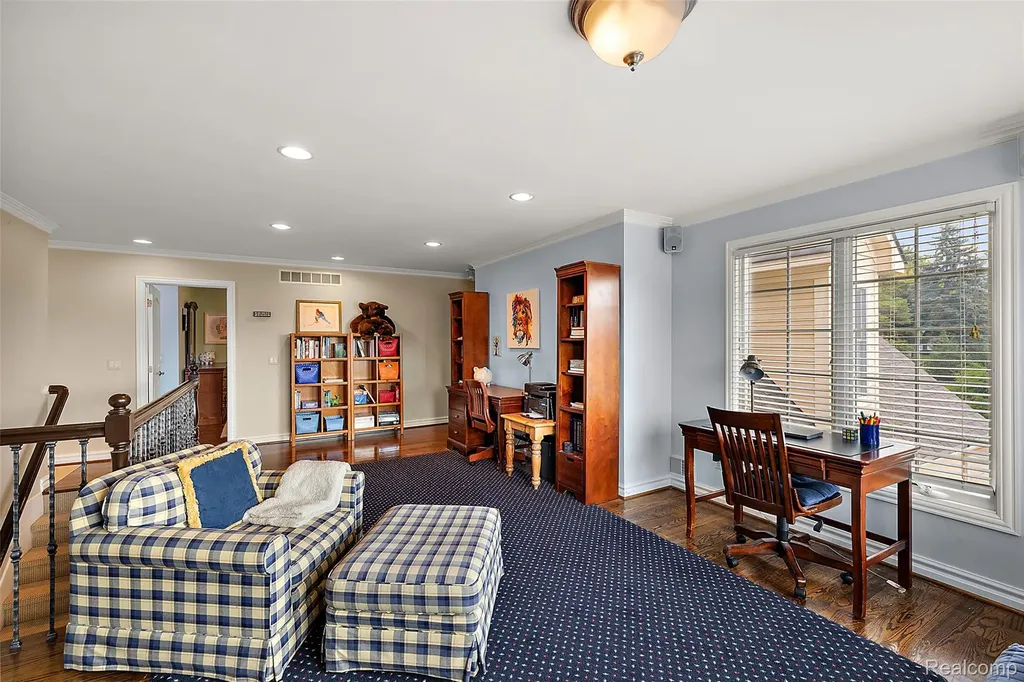 1370 Fieldway Drive Bloomfield Charter Township MI 48302