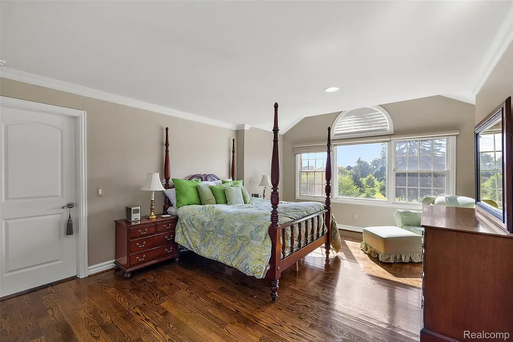 1370 Fieldway Drive Bloomfield Charter Township MI 48302