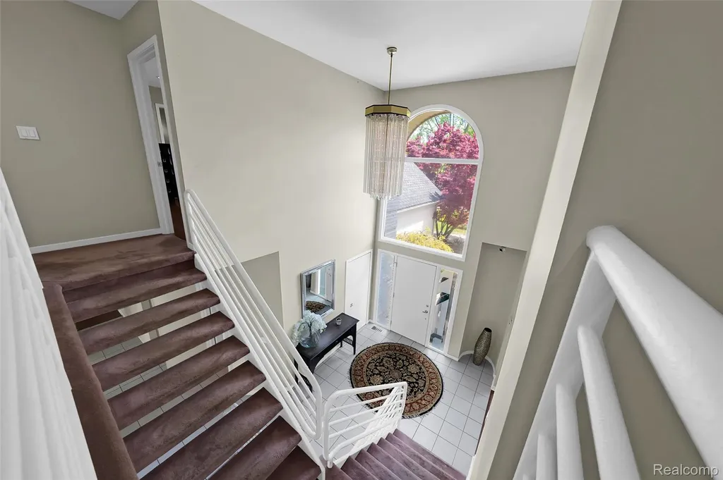 2337 Horseshoe Drive West Bloomfield Charter Township MI 48322