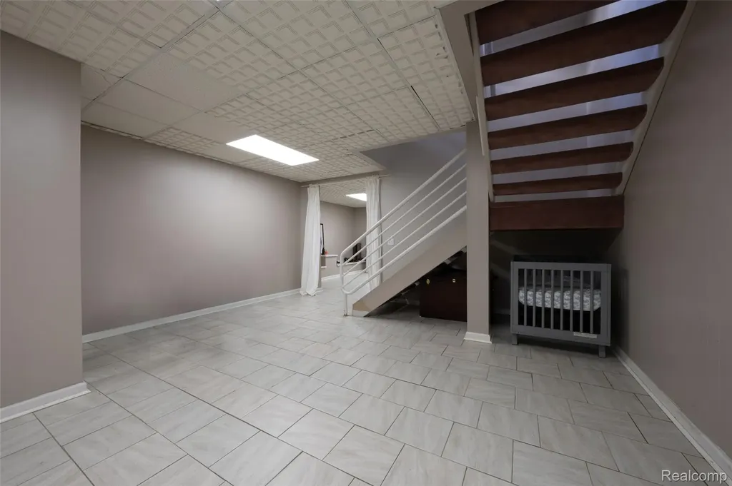 2337 Horseshoe Drive West Bloomfield Charter Township MI 48322