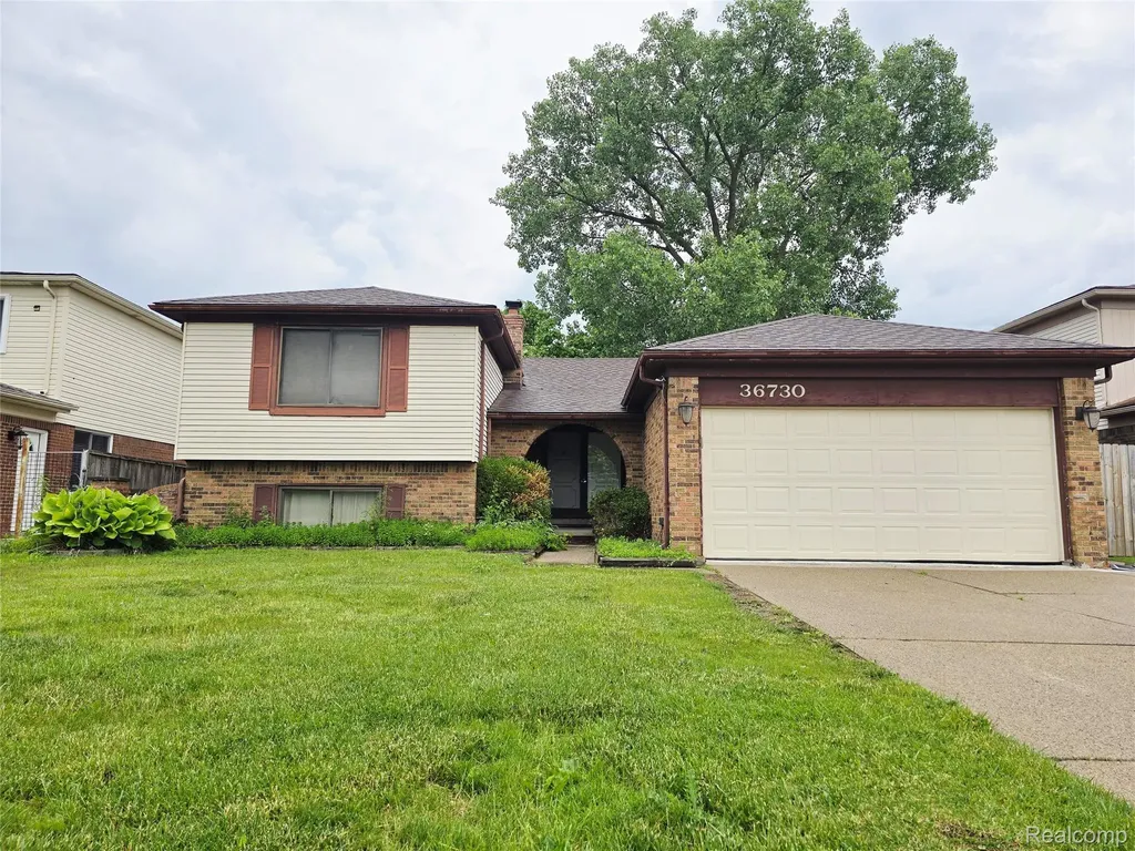36730 Engleside Drive Sterling Heights City MI 48310