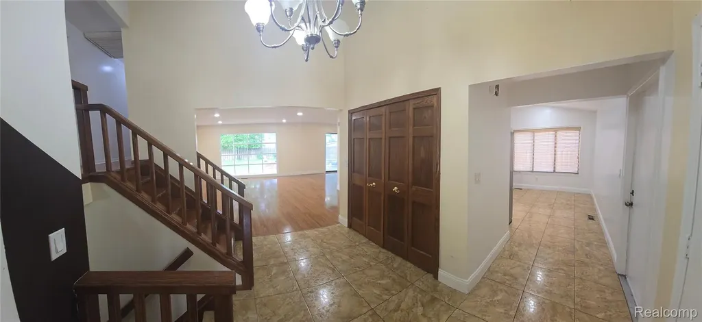 36730 Engleside Drive Sterling Heights City MI 48310
