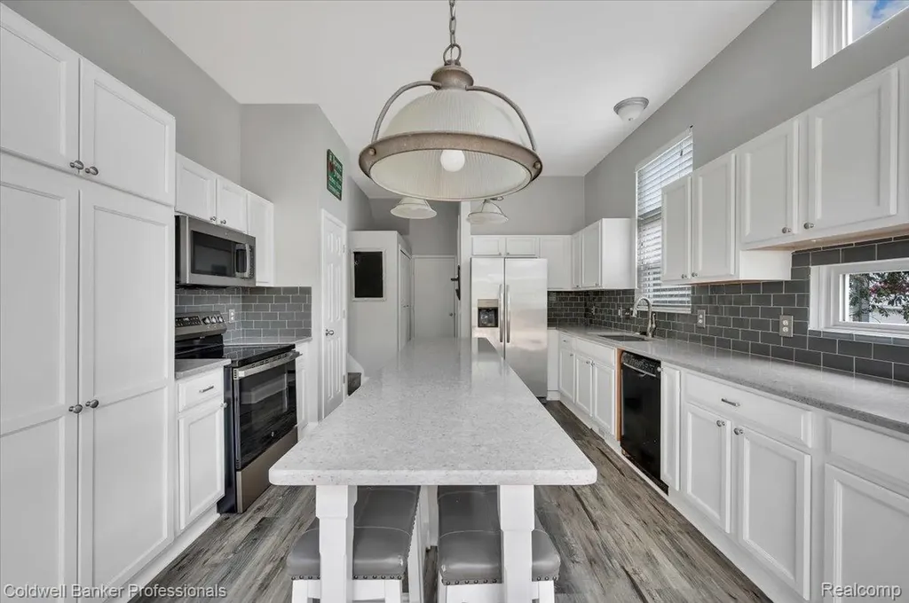 1485 Fountain View Lane Oxford Charter Township MI 48371
