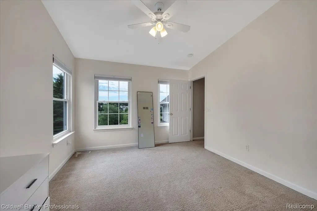 1485 Fountain View Lane Oxford Charter Township MI 48371