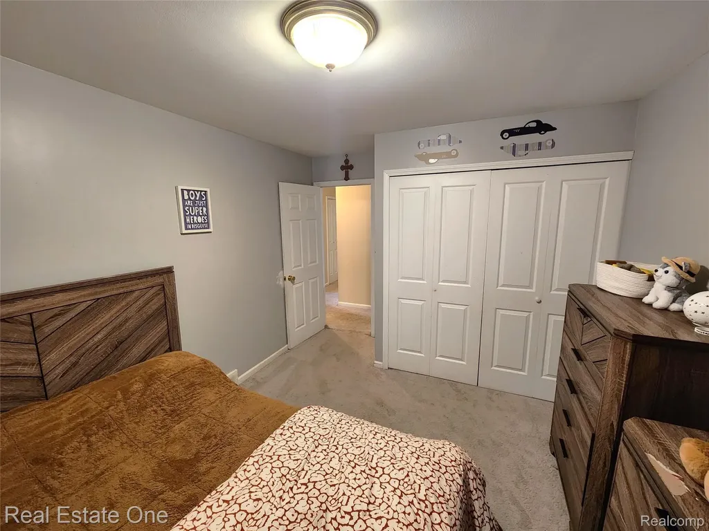 35636 Bonneville Drive Sterling Heights City MI 48312