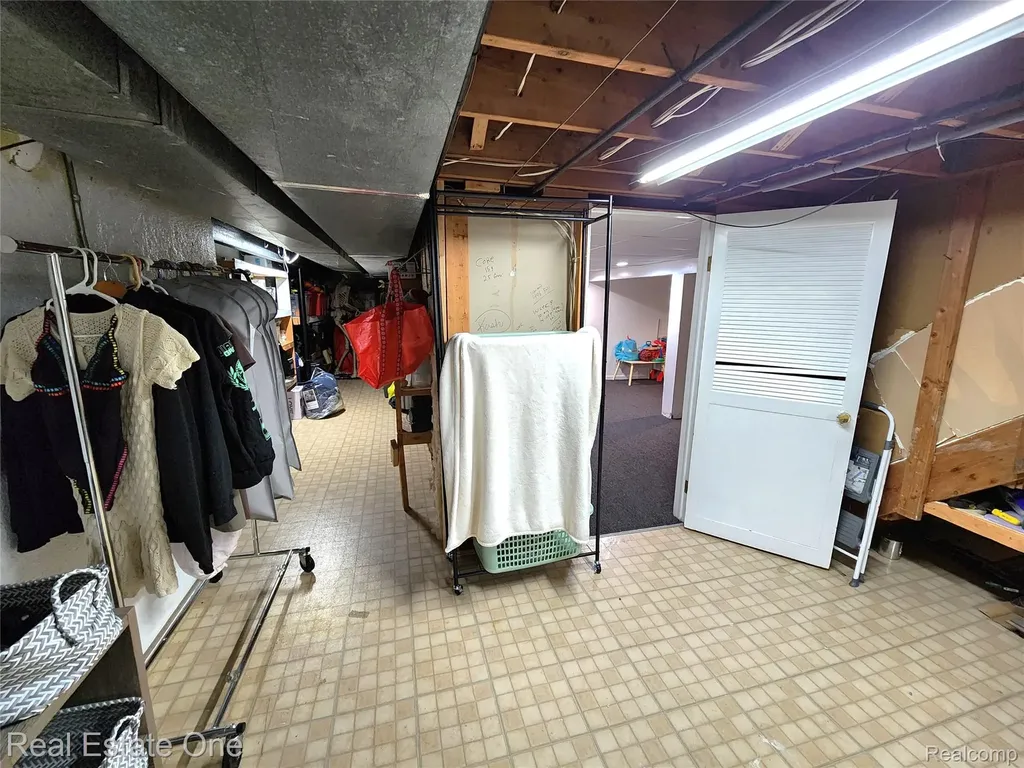 35636 Bonneville Drive Sterling Heights City MI 48312