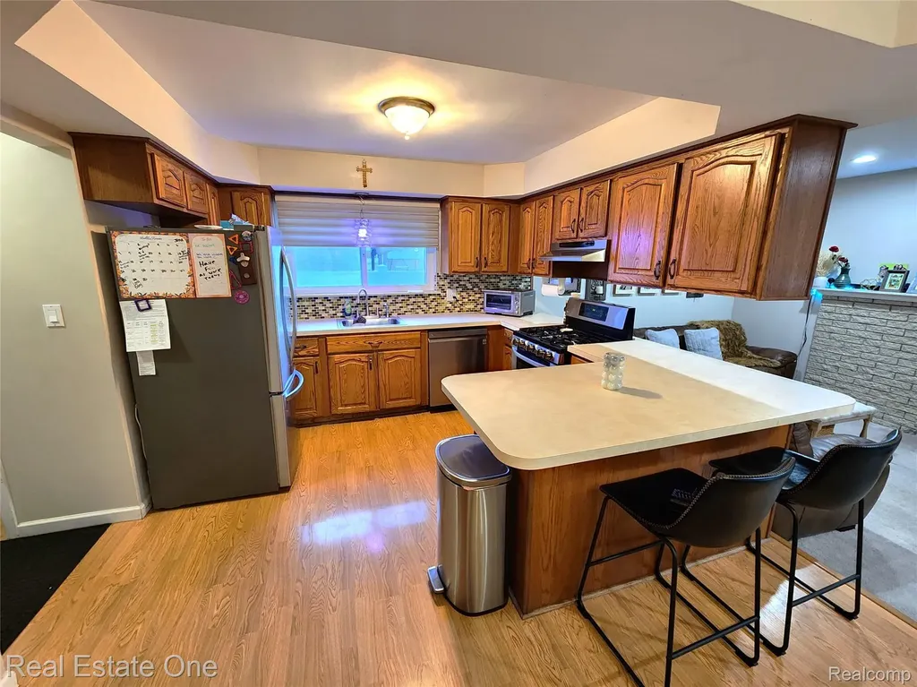 35636 Bonneville Drive Sterling Heights City MI 48312