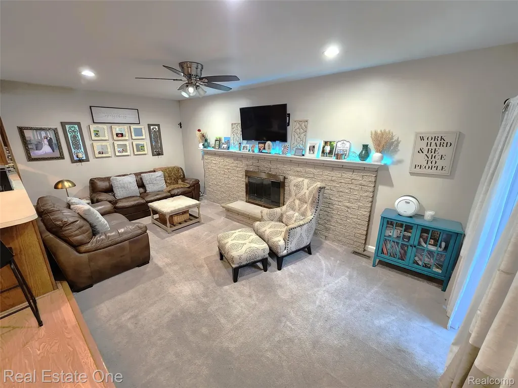 35636 Bonneville Drive Sterling Heights City MI 48312