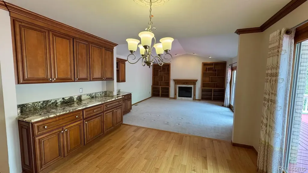 3440 Salem Drive Rochester Hills City MI 48306