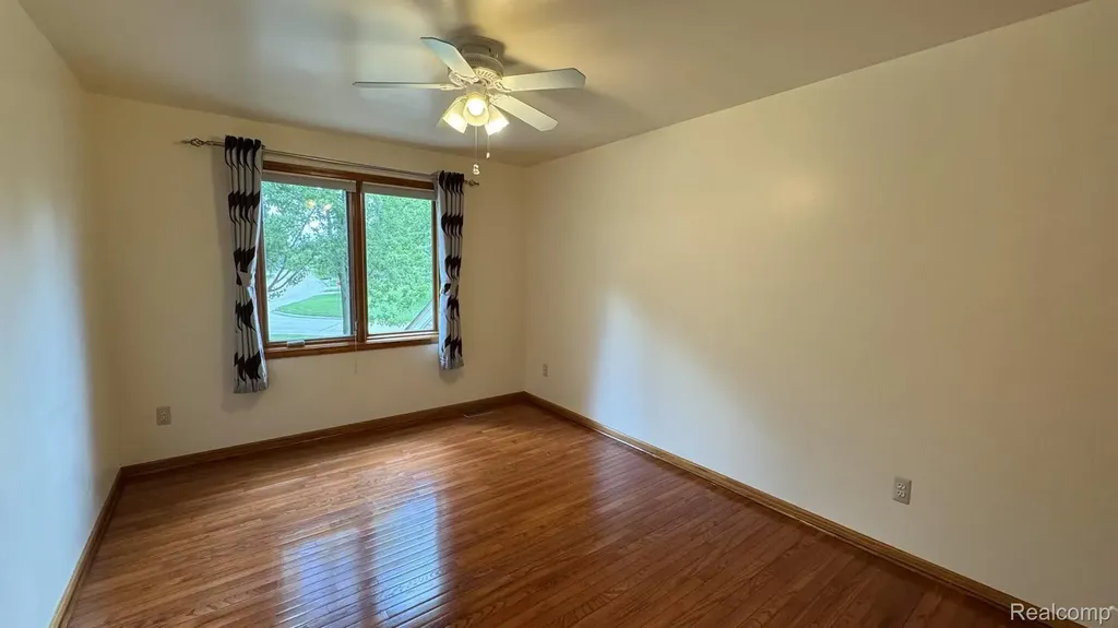 3440 Salem Drive Rochester Hills City MI 48306