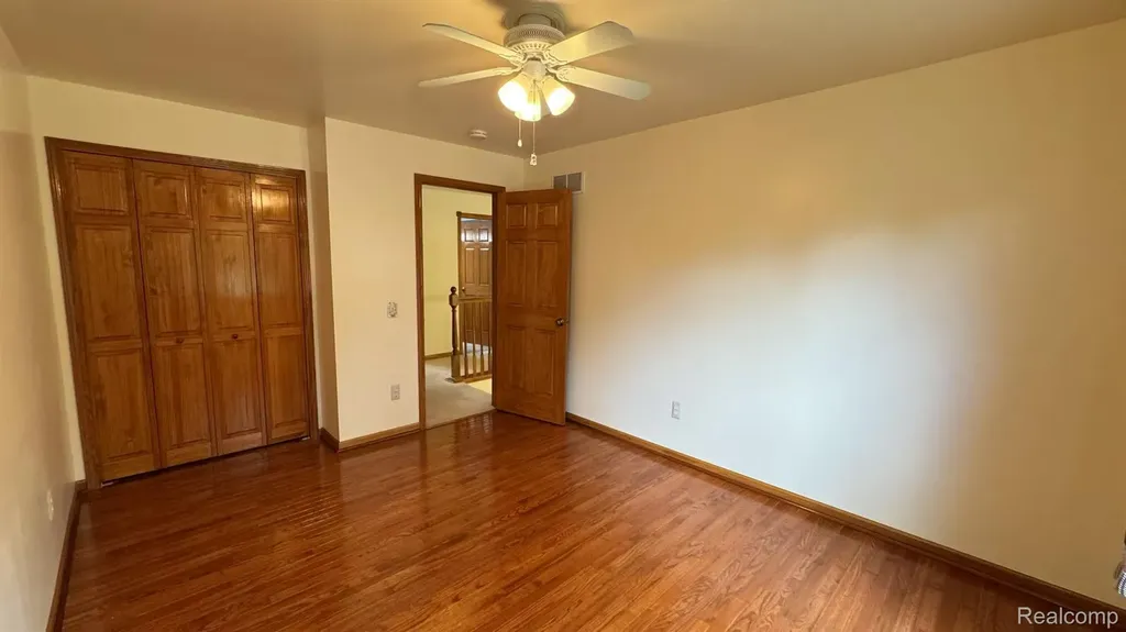 3440 Salem Drive Rochester Hills City MI 48306