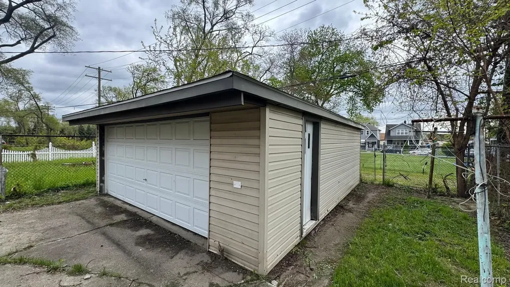 253 Beechwood Street River Rouge City MI 48218