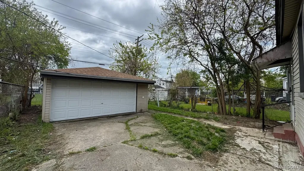 253 Beechwood Street River Rouge City MI 48218
