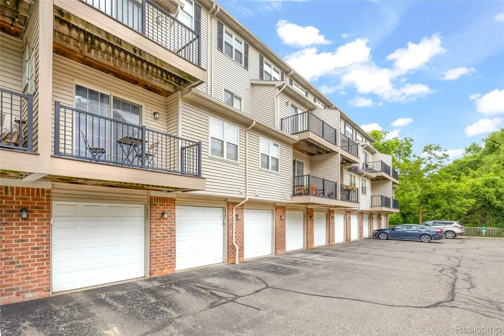 655 River Park Village Boulevard Northville City MI 48167