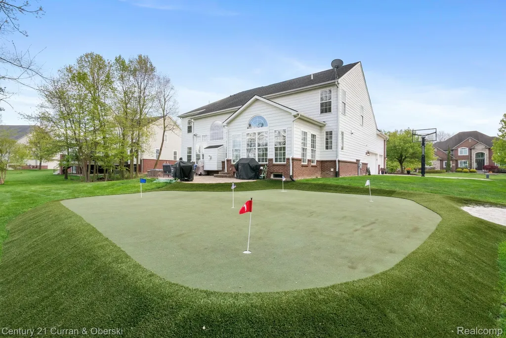 23498 Prescott Lane W Lyon Charter Township MI 48178