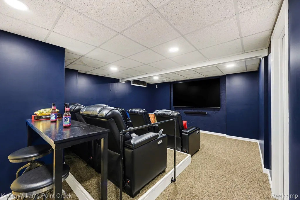 50483 Heatherwood Lane Shelby Charter Township MI 48317