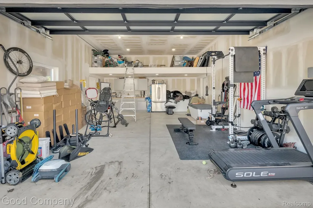 3813 Linwood Avenue Royal Oak City MI 48073