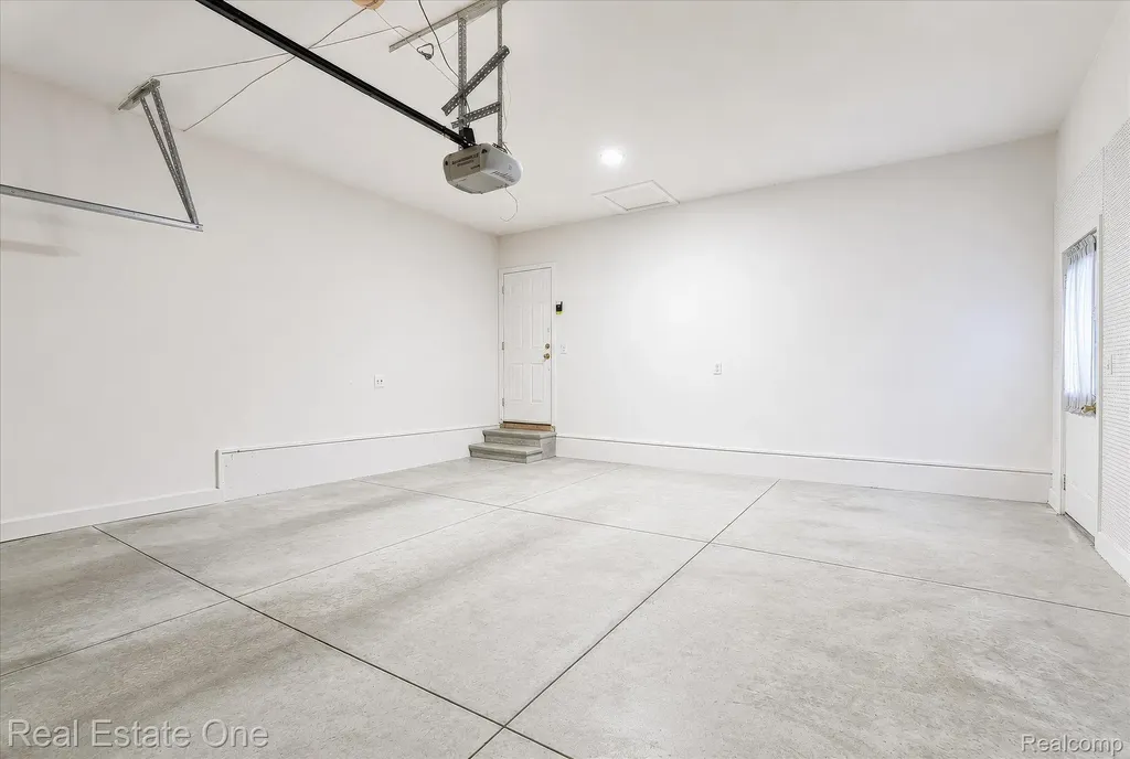 3393 Charlwood Drive Rochester Hills City MI 48306