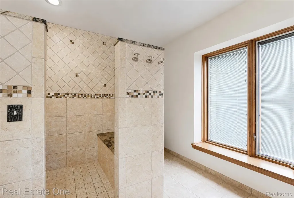 3393 Charlwood Drive Rochester Hills City MI 48306