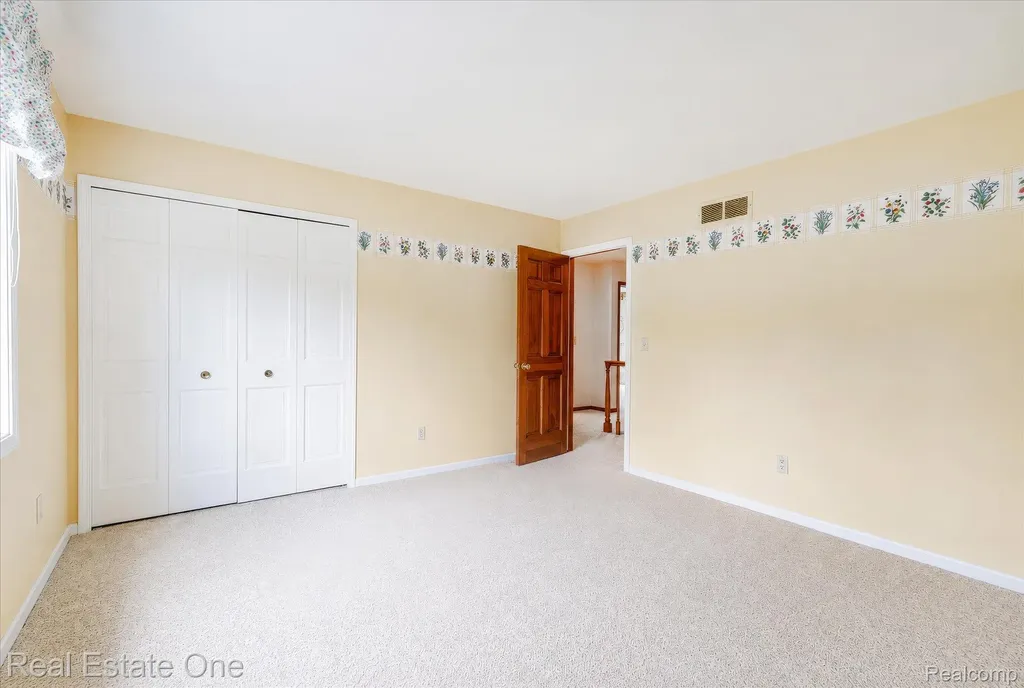3393 Charlwood Drive Rochester Hills City MI 48306
