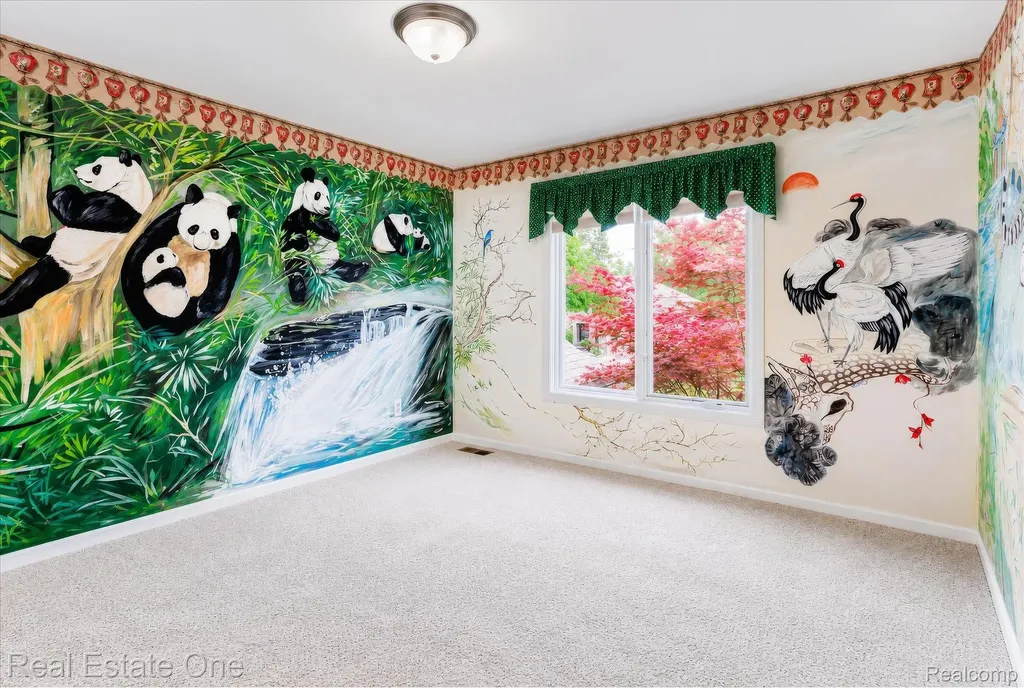 3393 Charlwood Drive Rochester Hills City MI 48306