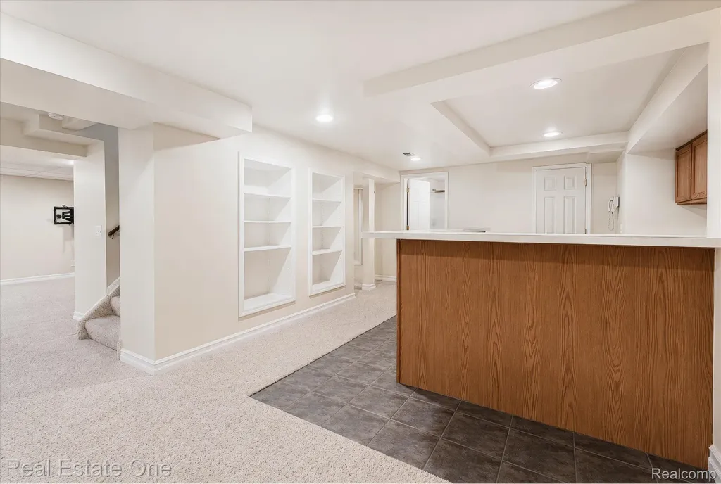 3393 Charlwood Drive Rochester Hills City MI 48306