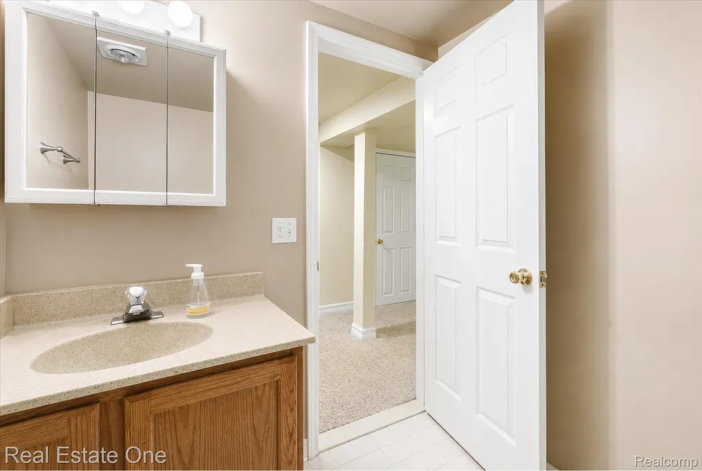 3393 Charlwood Drive Rochester Hills City MI 48306