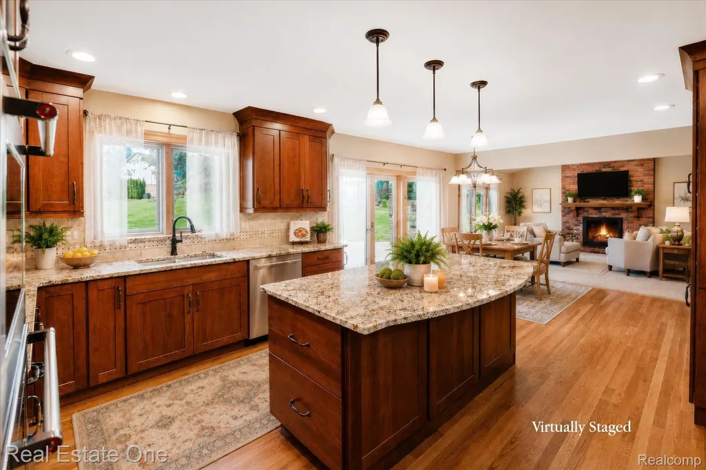 3393 Charlwood Drive Rochester Hills City MI 48306