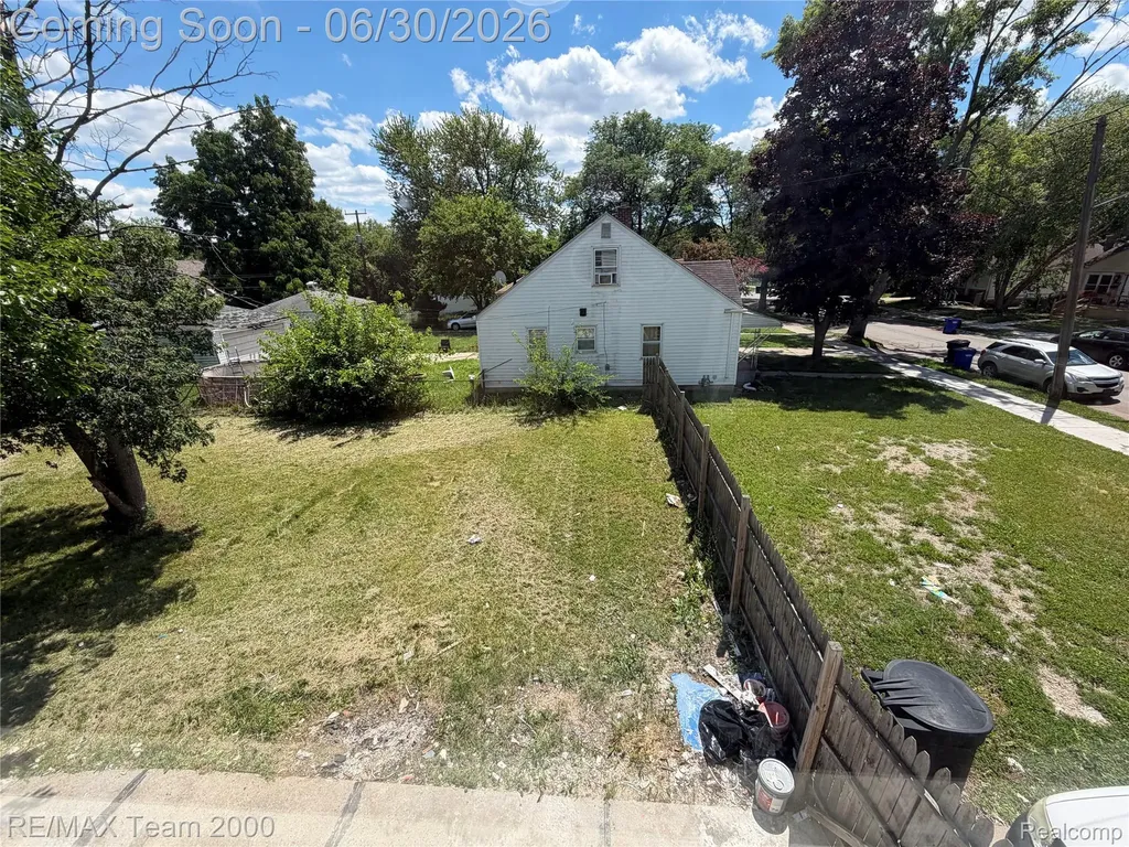 6760 Warwick Street Detroit City MI 48228