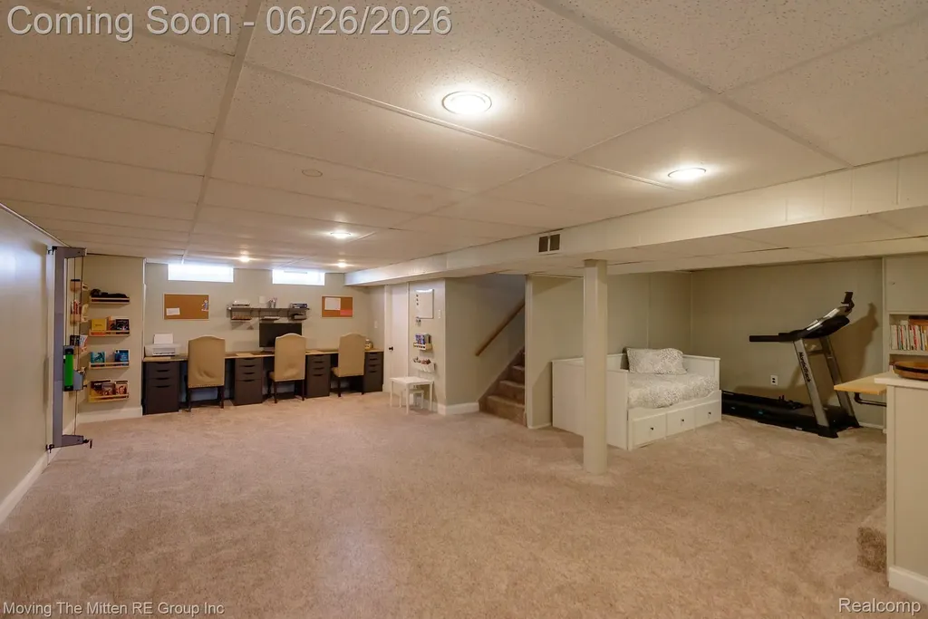 33115 Anita Drive Westland City MI 48185