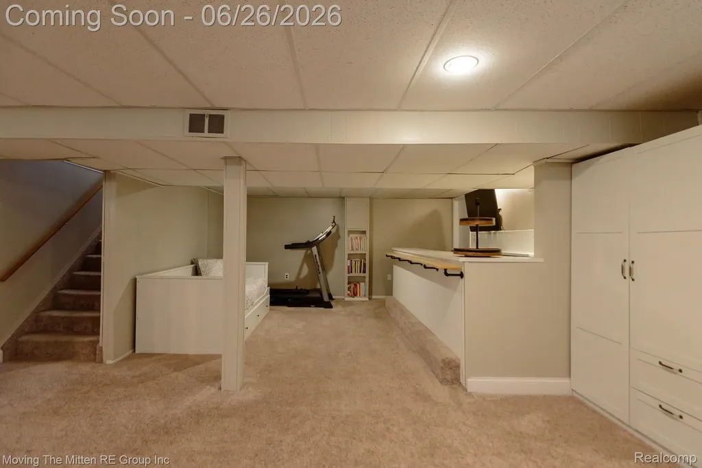 33115 Anita Drive Westland City MI 48185