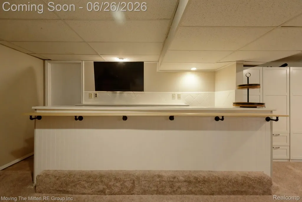 33115 Anita Drive Westland City MI 48185