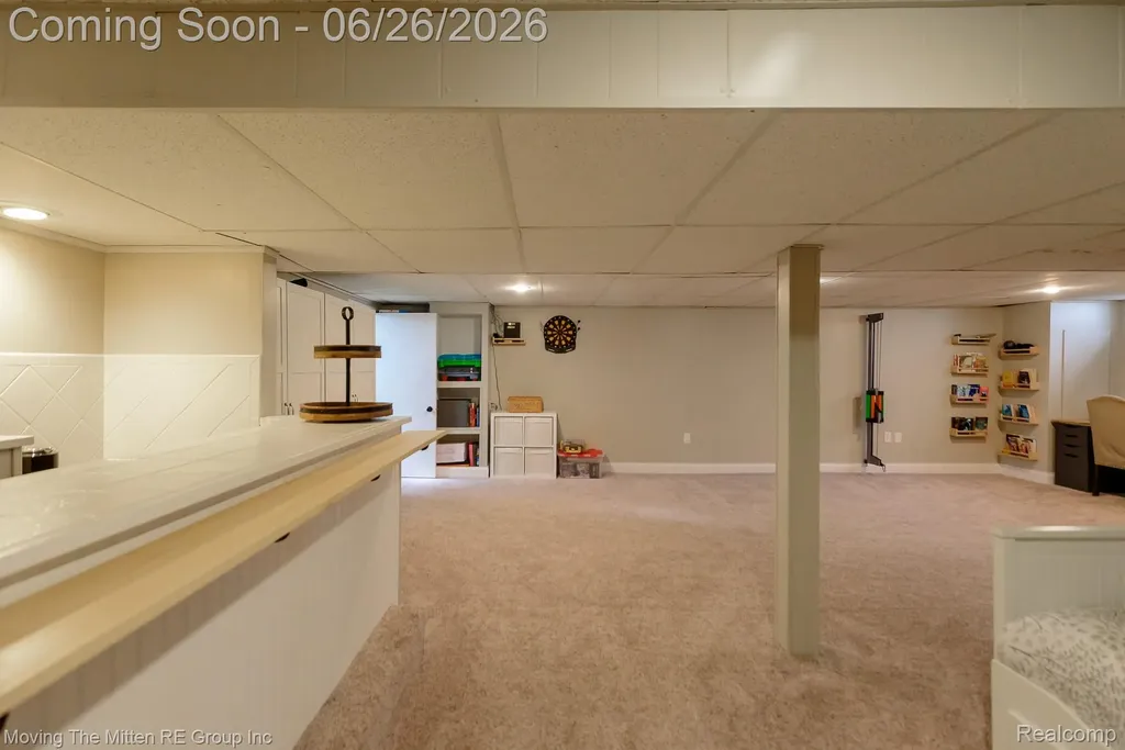 33115 Anita Drive Westland City MI 48185