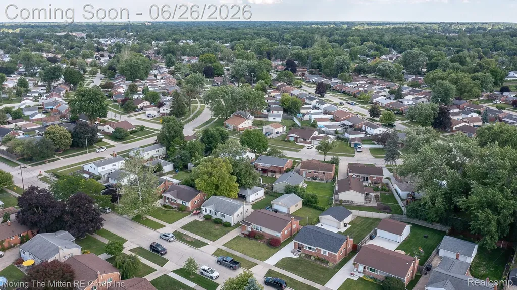 33115 Anita Drive Westland City MI 48185